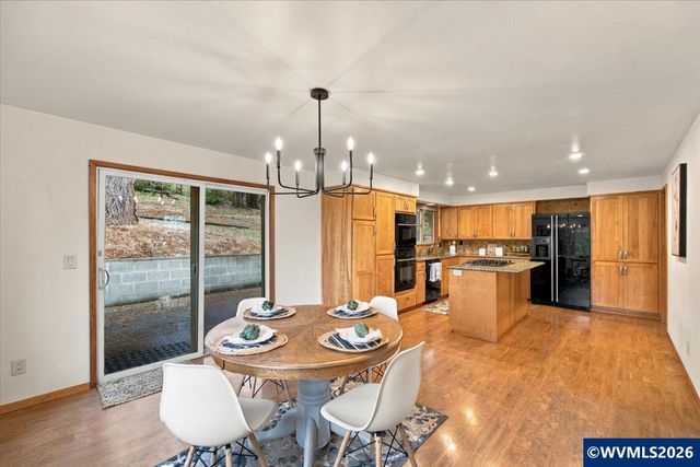 2801 Arlington Dr NW, Albany, OR 97321