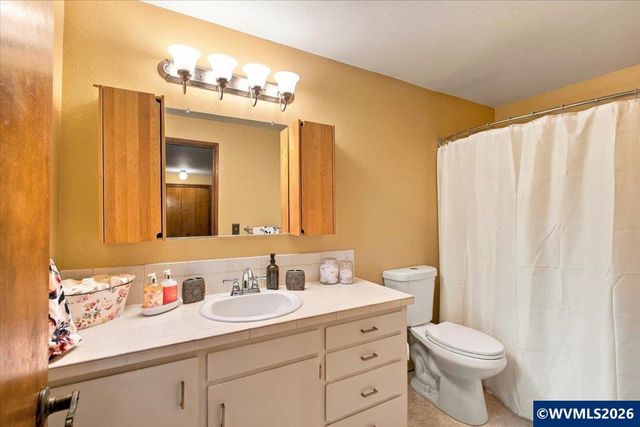 2801 Arlington Dr NW, Albany, OR 97321