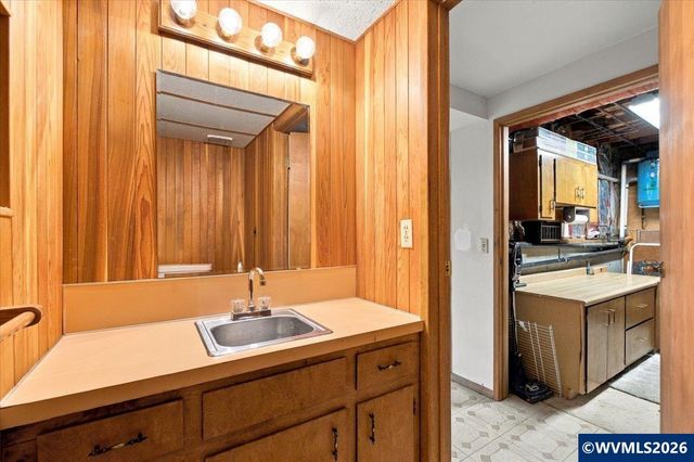 2801 Arlington Dr NW, Albany, OR 97321
