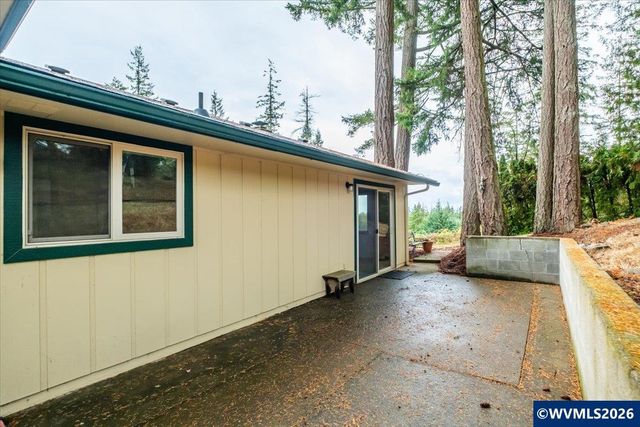2801 Arlington Dr NW, Albany, OR 97321