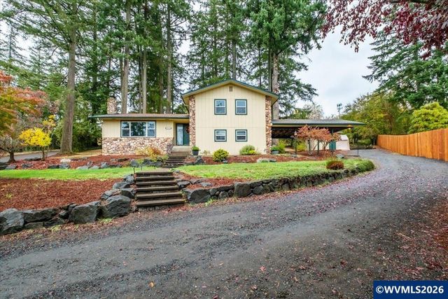 2801 Arlington Dr NW, Albany, OR 97321