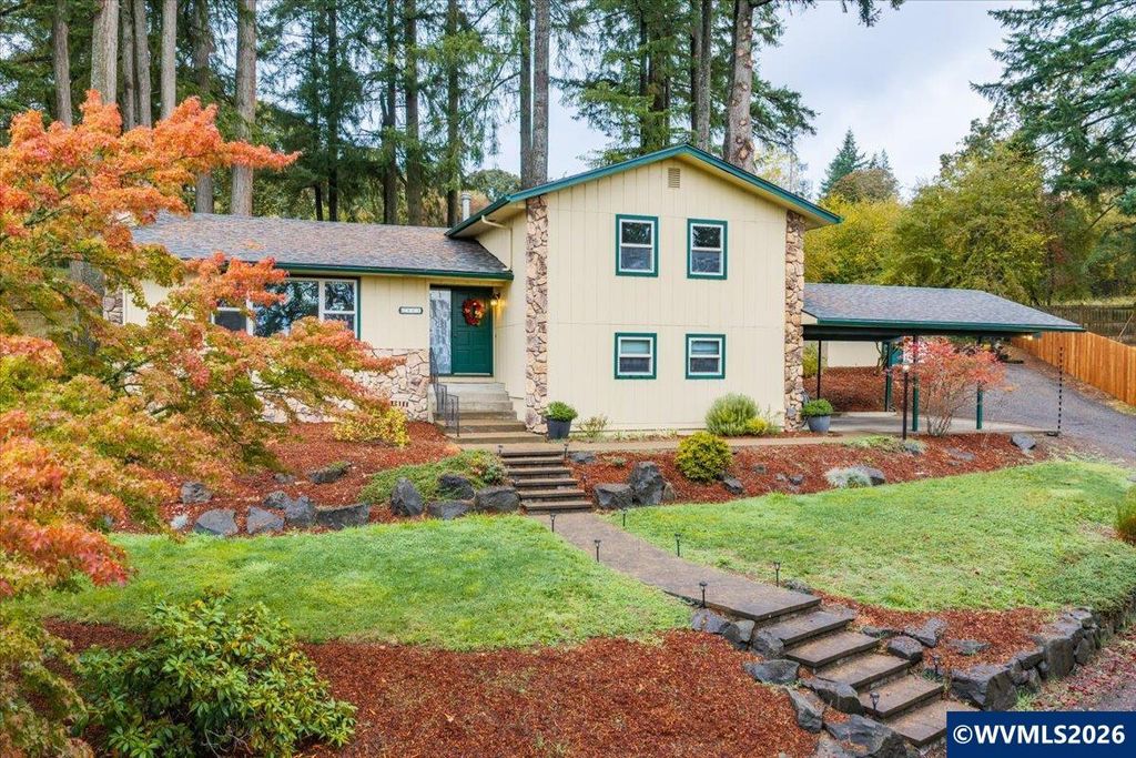 2801 Arlington Dr NW, Albany, OR 97321