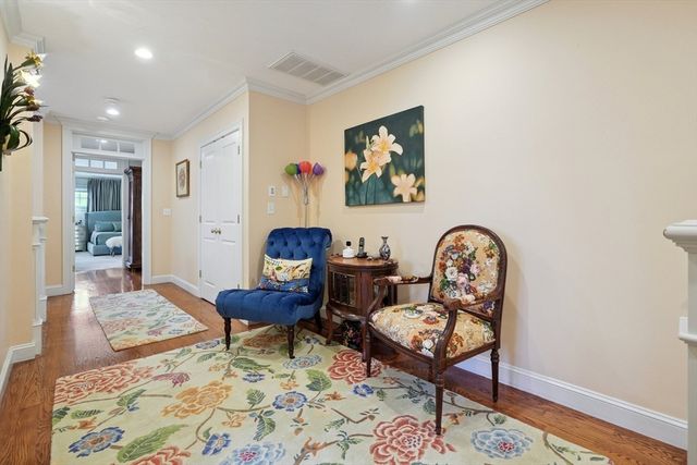 27 Ox Pasture Ln, Cohasset, MA 02025