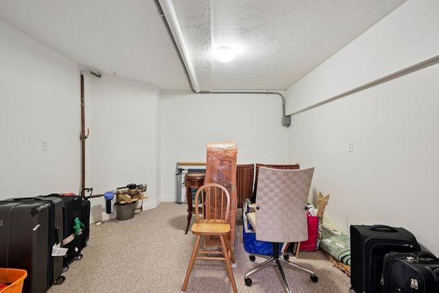 27 Ox Pasture Ln, Cohasset, MA 02025