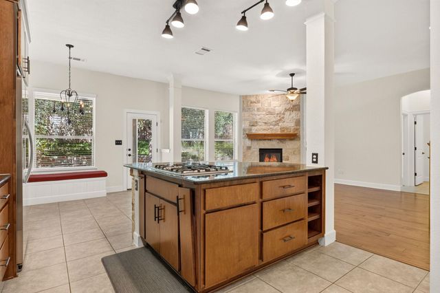 9550 Savannah Ridge DR 38, Austin, TX 78726