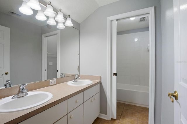 6219 GANNETDALE DRIVE, Lithia, FL 33547