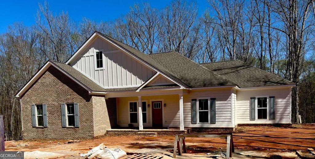 183 Willow Lake Drive NW, Milledgeville, GA 31061