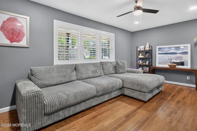41 Brunswick Drive, Howell, NJ 07731