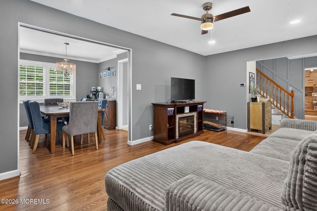41 Brunswick Drive, Howell, NJ 07731