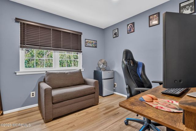 41 Brunswick Drive, Howell, NJ 07731