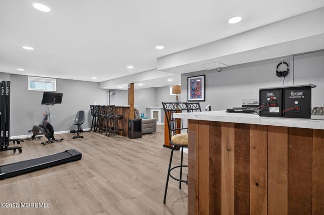 41 Brunswick Drive, Howell, NJ 07731