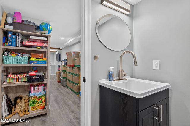 41 Brunswick Drive, Howell, NJ 07731