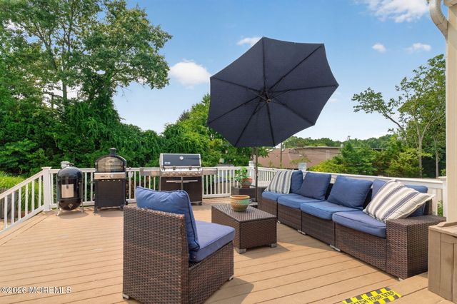 41 Brunswick Drive, Howell, NJ 07731