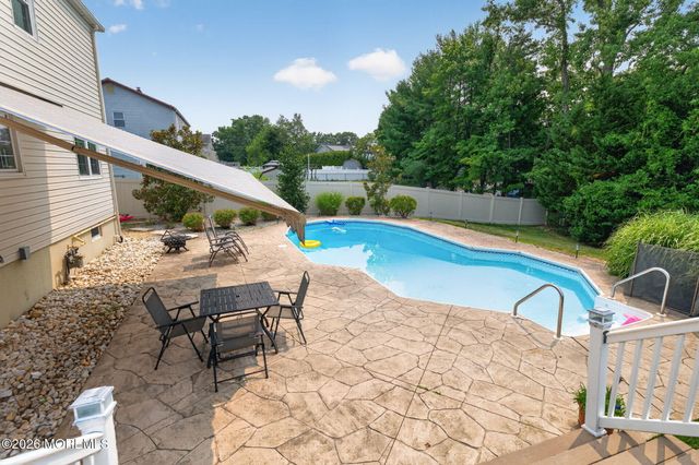 41 Brunswick Drive, Howell, NJ 07731