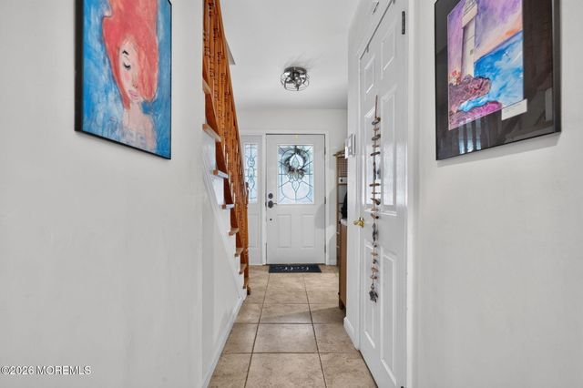 41 Brunswick Drive, Howell, NJ 07731