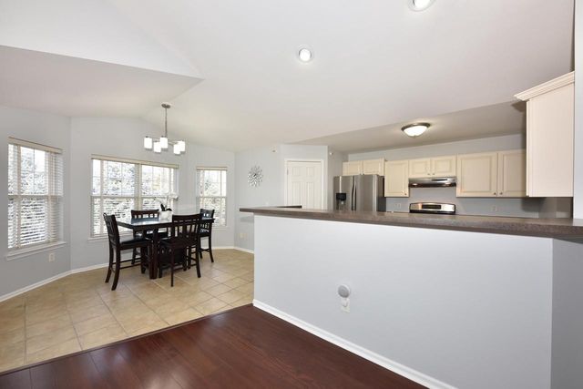 7179 W Rawson AVENUE, Franklin, WI 53132