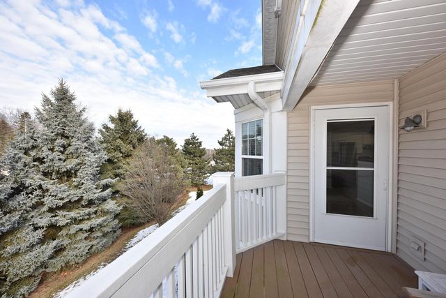 7179 W Rawson AVENUE, Franklin, WI 53132