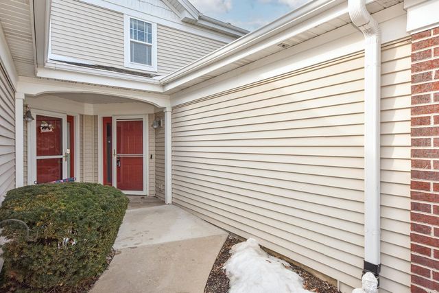 7179 W Rawson AVENUE, Franklin, WI 53132