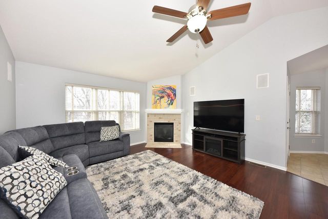 7179 W Rawson AVENUE, Franklin, WI 53132