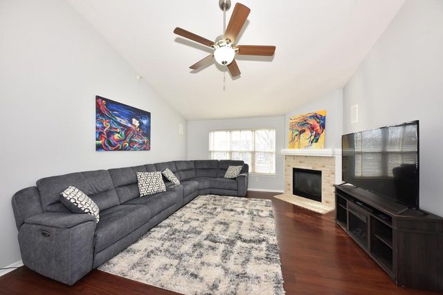 7179 W Rawson AVENUE, Franklin, WI 53132