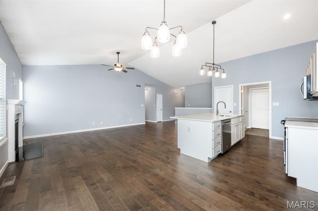 7959 Sonora Ridge, Caseyville, IL 62232