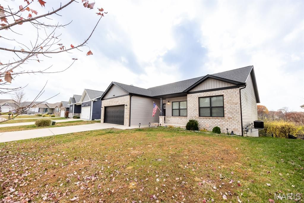 7959 Sonora Ridge, Caseyville, IL 62232