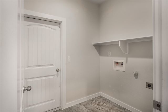 1911 Estes Flats Dr, Aransas Pass, TX 78336