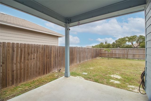 1911 Estes Flats Dr, Aransas Pass, TX 78336