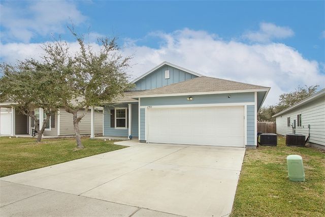 1911 Estes Flats Dr, Aransas Pass, TX 78336
