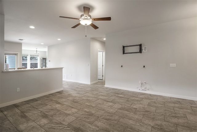 1911 Estes Flats Dr, Aransas Pass, TX 78336