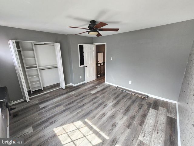 163 LEEDOM WAY, Newtown, PA 18940