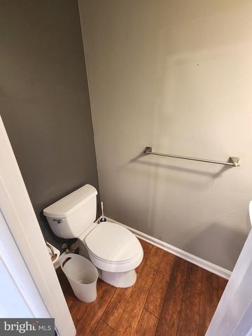 163 LEEDOM WAY, Newtown, PA 18940