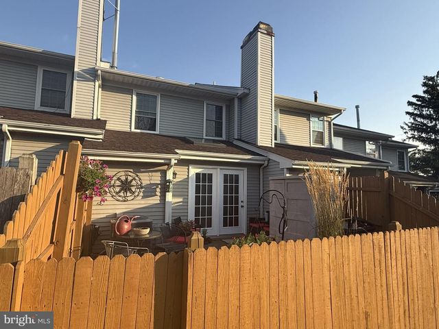 163 LEEDOM WAY, Newtown, PA 18940