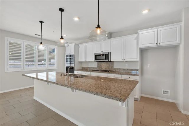 37568 River Oats Lane, Murrieta, CA 92563