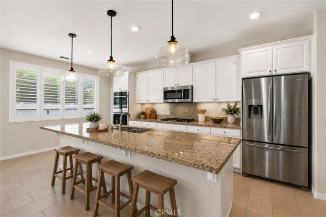 37568 River Oats Lane, Murrieta, CA 92563