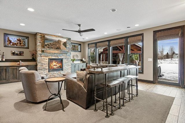 12581 22nd Street N, Stillwater, MN 55082