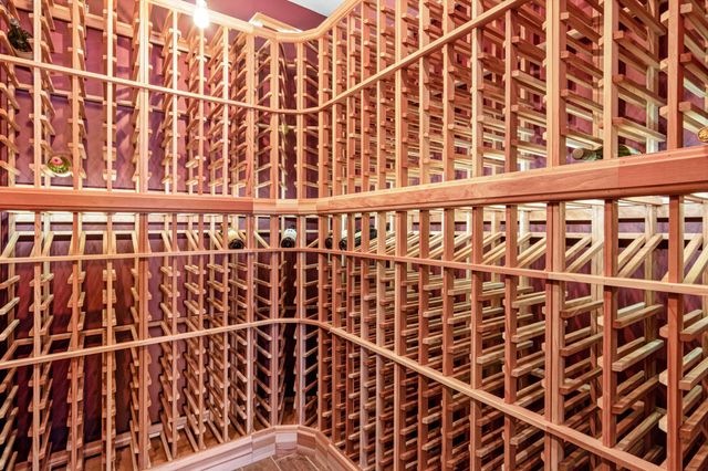 12581 22nd Street N, Stillwater, MN 55082