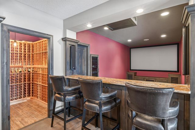 12581 22nd Street N, Stillwater, MN 55082