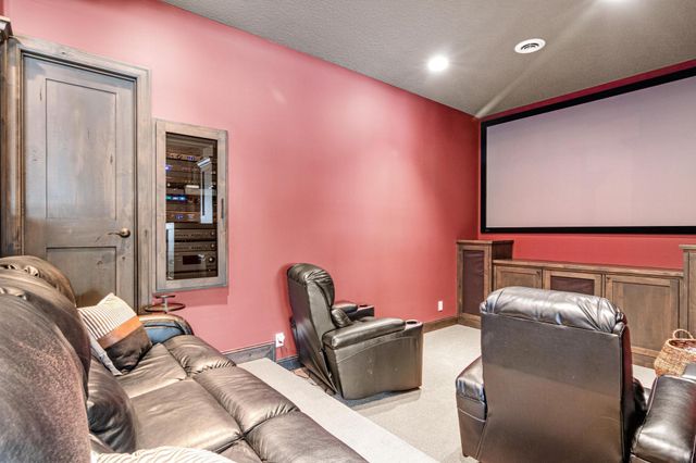 12581 22nd Street N, Stillwater, MN 55082