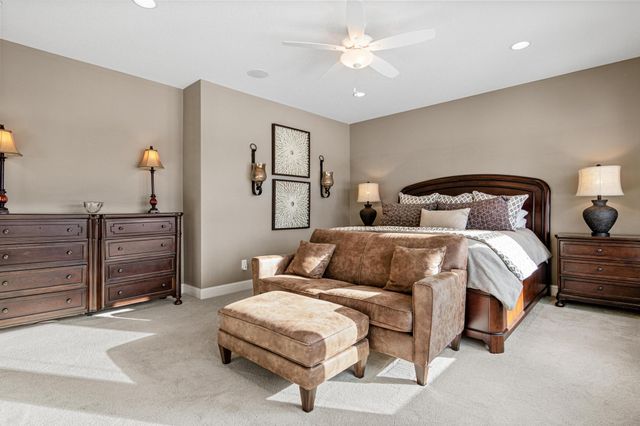 12581 22nd Street N, Stillwater, MN 55082