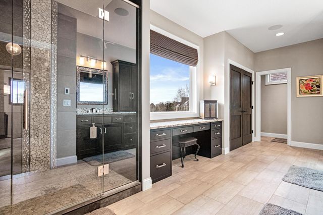 12581 22nd Street N, Stillwater, MN 55082