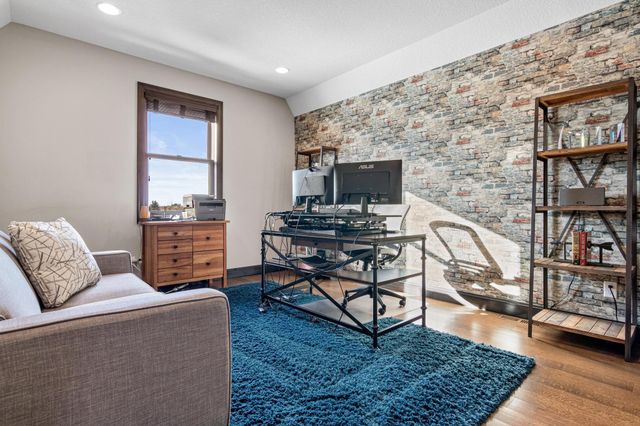 12581 22nd Street N, Stillwater, MN 55082