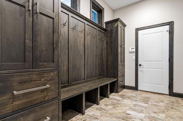 12581 22nd Street N, Stillwater, MN 55082