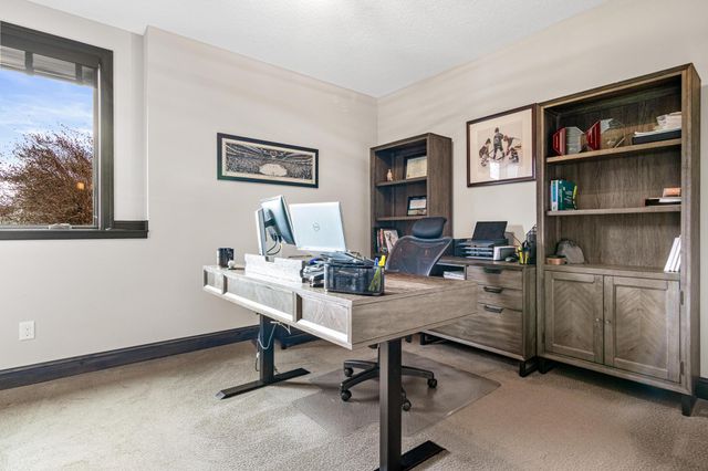 12581 22nd Street N, Stillwater, MN 55082