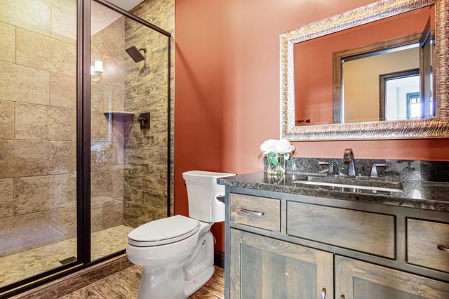 12581 22nd Street N, Stillwater, MN 55082