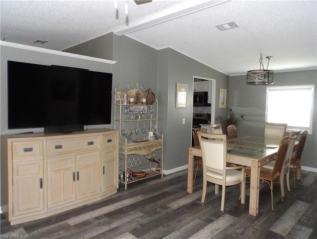 216 Shrub LN N, North Fort Myers, FL 33917