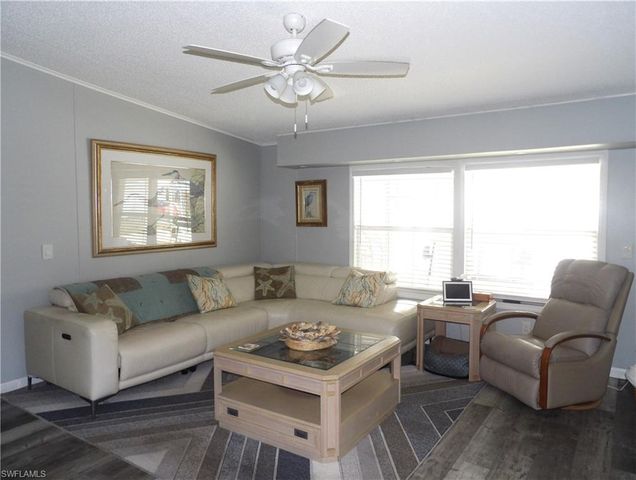 216 Shrub LN N, North Fort Myers, FL 33917