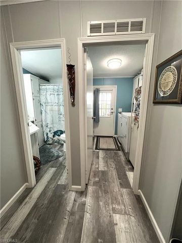 216 Shrub LN N, North Fort Myers, FL 33917