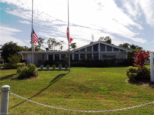 216 Shrub LN N, North Fort Myers, FL 33917