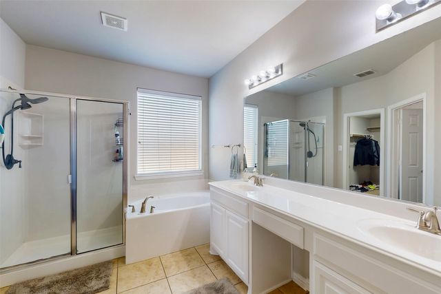 1524 Enchanted Sky Drive, Fort Worth, TX 76052